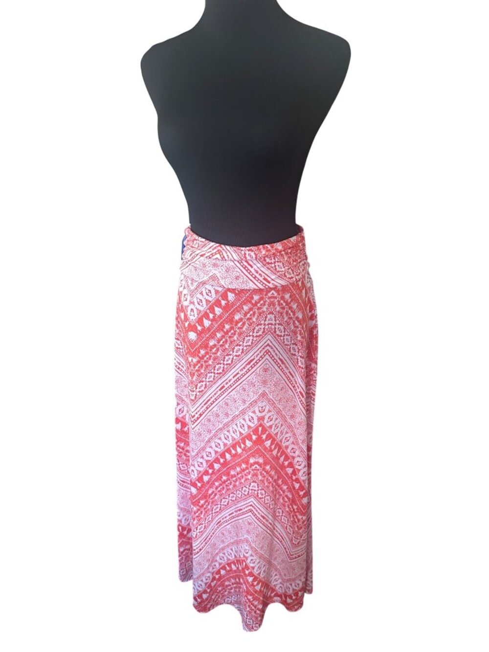 Signature Studio orange and white geometric print maxi skirt size S